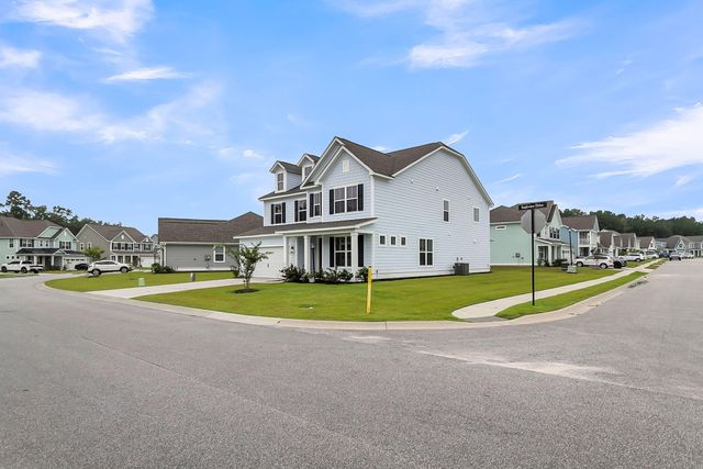 687 Black Pine Road, Moncks Corner, SC 29461