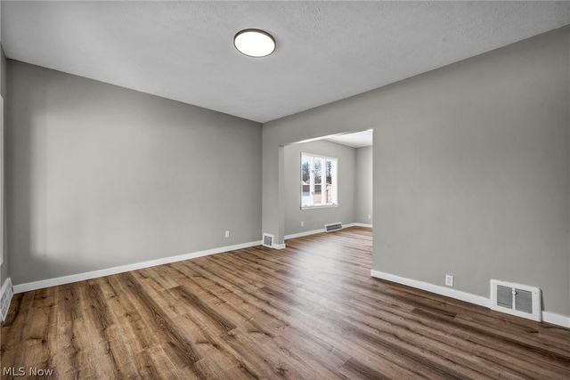 1505 E 172nd Street, Cleveland, OH 44110