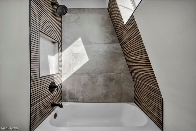 1505 E 172nd Street, Cleveland, OH 44110