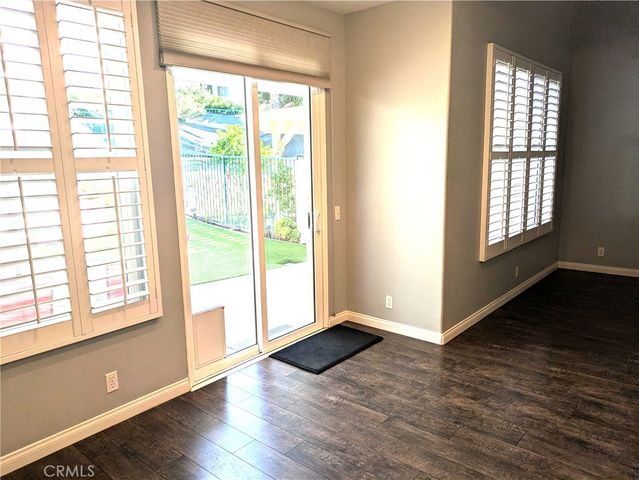 550 Lorabel Way C, Simi Valley, CA 93065