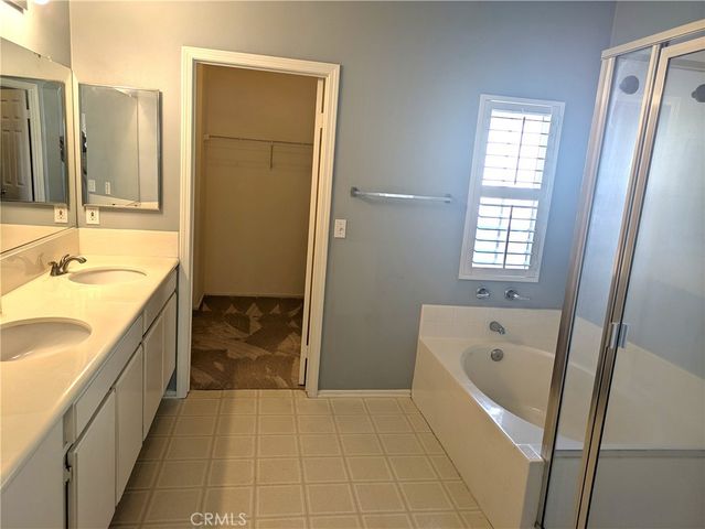 550 Lorabel Way C, Simi Valley, CA 93065