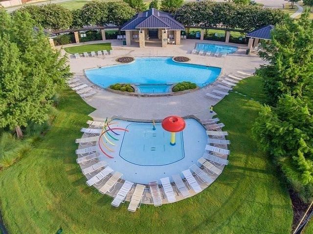 10753 Traymore Drive, Fort Worth, TX 76244