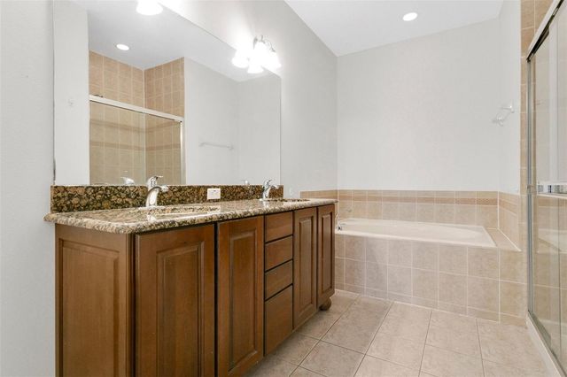 1863 MEETING PLACE, Orlando, FL 32814