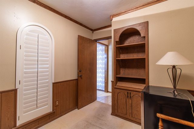 3405 Oak Grove Drive, Midwest City, OK 73110