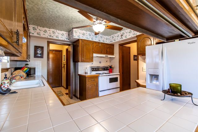 3405 Oak Grove Drive, Midwest City, OK 73110