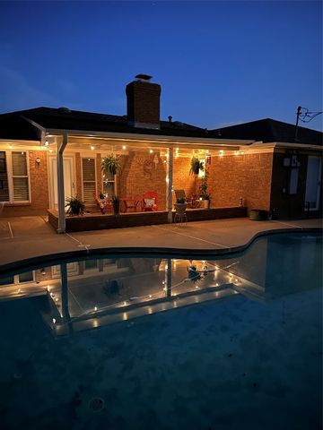 3405 Oak Grove Drive, Midwest City, OK 73110
