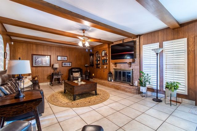 3405 Oak Grove Drive, Midwest City, OK 73110