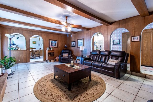 3405 Oak Grove Drive, Midwest City, OK 73110