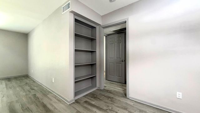 1311 Antoine Drive 219, Houston, TX 77055