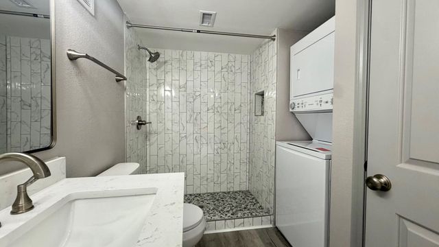 1311 Antoine Drive 219, Houston, TX 77055