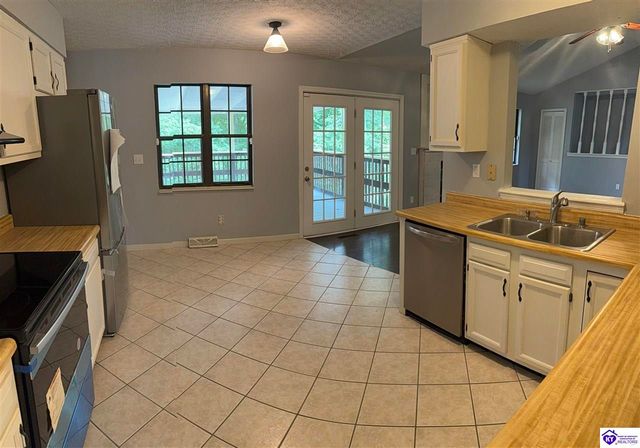 149 Johns Road, Radcliff, KY 40160
