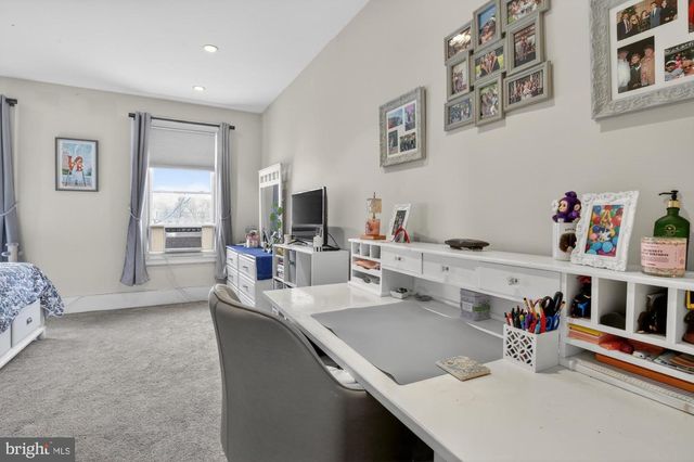 2322 POPLAR ST, Philadelphia, PA 19130