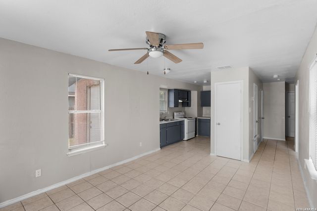 7575 Windsor Oaks, San Antonio, TX 78239