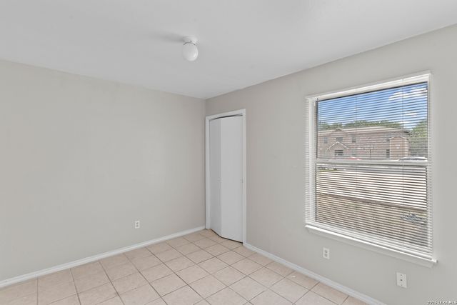 7575 Windsor Oaks, San Antonio, TX 78239