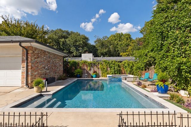 2868 Ripplewood Drive, Dallas, TX 75228