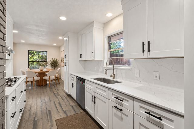 2868 Ripplewood Drive, Dallas, TX 75228