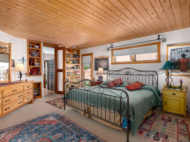 328 Sanchez Street, Santa Fe, NM 87505