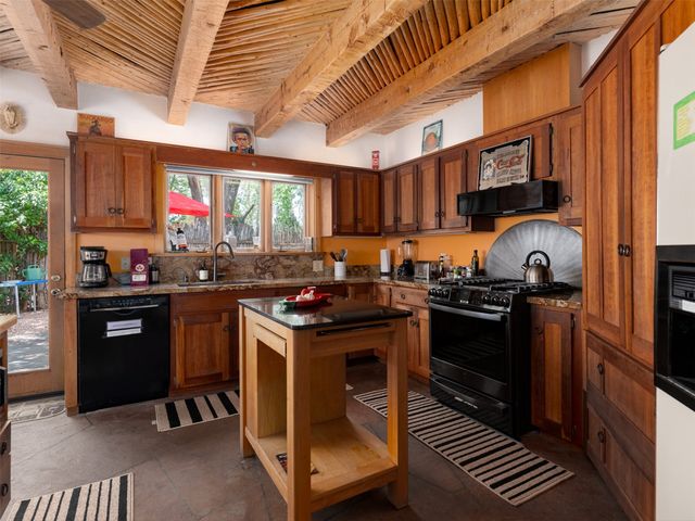 328 Sanchez Street, Santa Fe, NM 87505