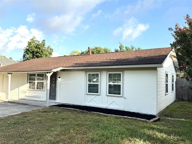 12421 Palmway Street, Houston, TX 77034