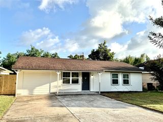 12421 Palmway Street, Houston, TX 77034