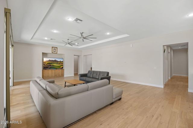 3509 E BLOOMFIELD Parkway, Gilbert, AZ 85296