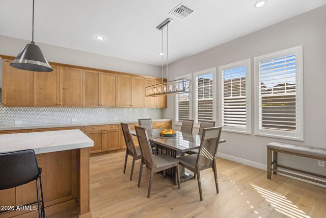 3509 E BLOOMFIELD Parkway, Gilbert, AZ 85296