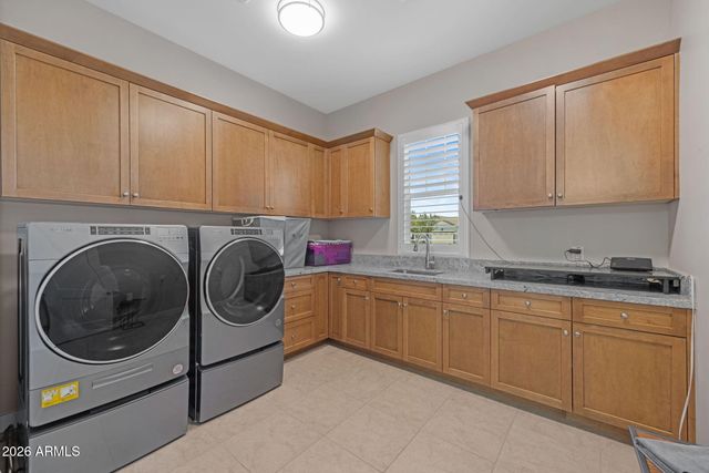 3509 E BLOOMFIELD Parkway, Gilbert, AZ 85296