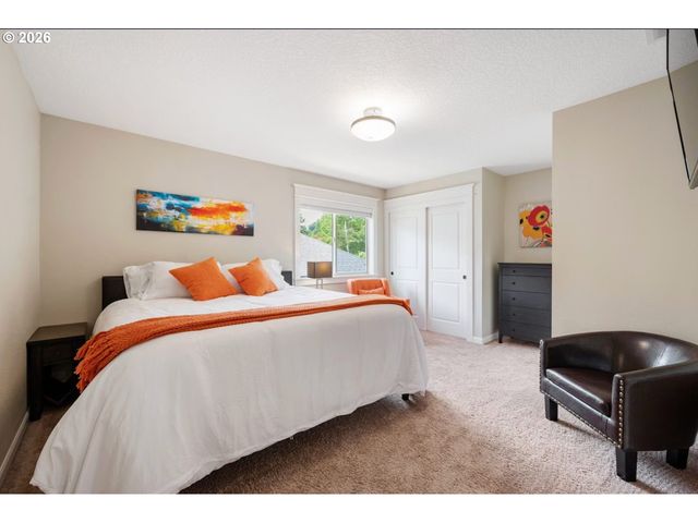 1712 Sw 88TH Ave, Portland, OR 97225