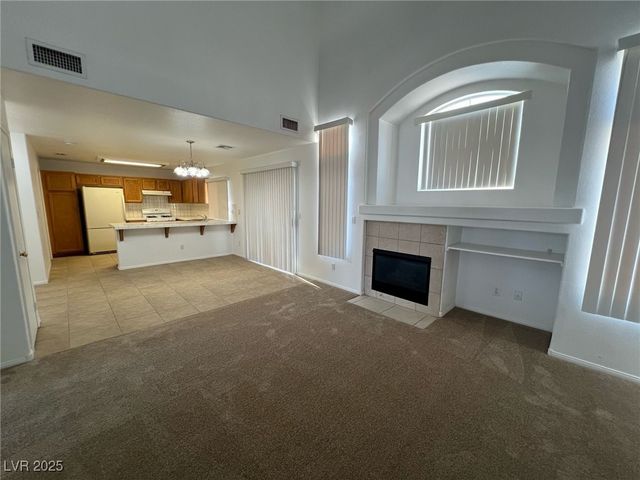 7968 Dinsmore Drive, Las Vegas, NV 89117