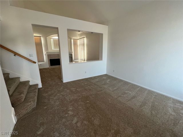 7968 Dinsmore Drive, Las Vegas, NV 89117