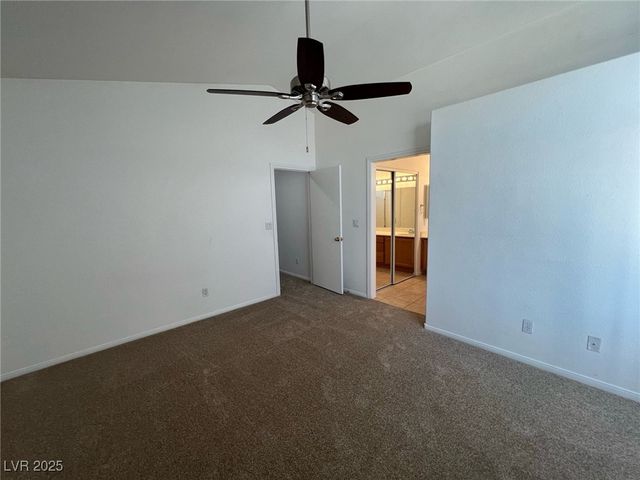 7968 Dinsmore Drive, Las Vegas, NV 89117