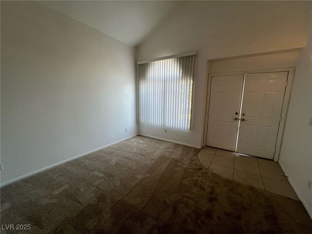 7968 Dinsmore Drive, Las Vegas, NV 89117