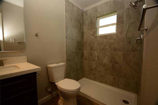 7411 Trabajo Drive, Houston, TX 77083