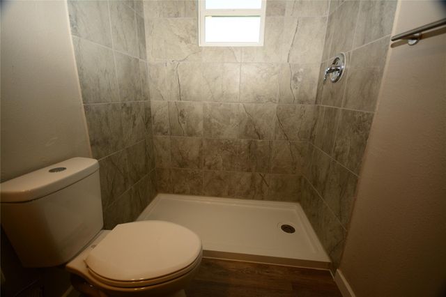 7411 Trabajo Drive, Houston, TX 77083