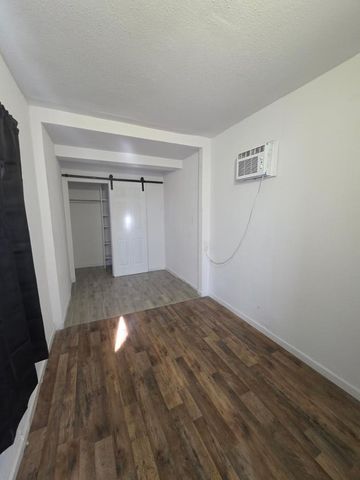 13201 N 19th Place C, Phoenix, AZ 85022