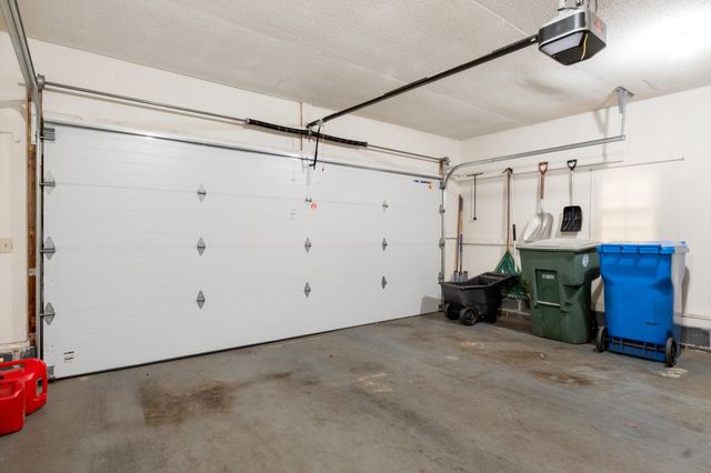 6400 Ridge Lake Road, Hixson, TN 37343