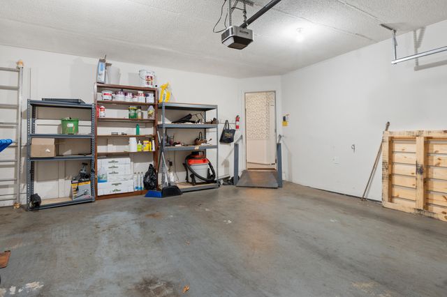 6400 Ridge Lake Road, Hixson, TN 37343