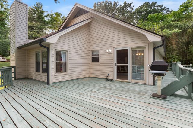 6400 Ridge Lake Road, Hixson, TN 37343