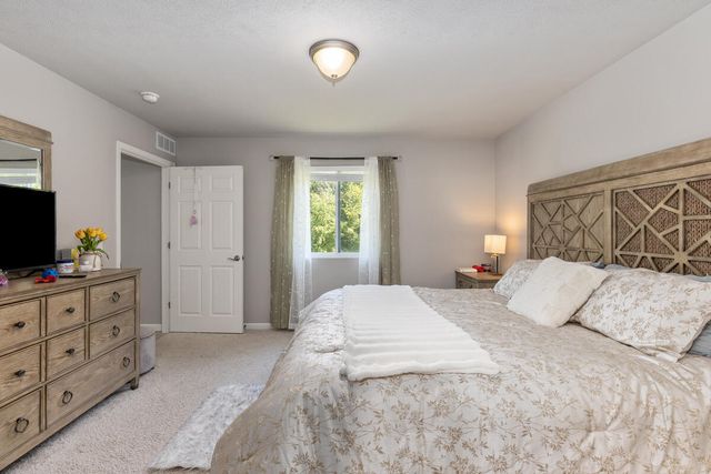 7386 Bramling Drive, Caledonia, MI 49316