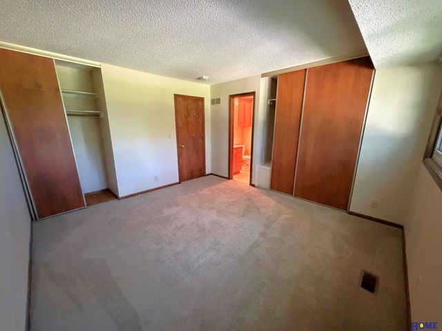 4521 Southwood Drive, Lincoln, NE 68512