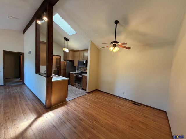 4521 Southwood Drive, Lincoln, NE 68512