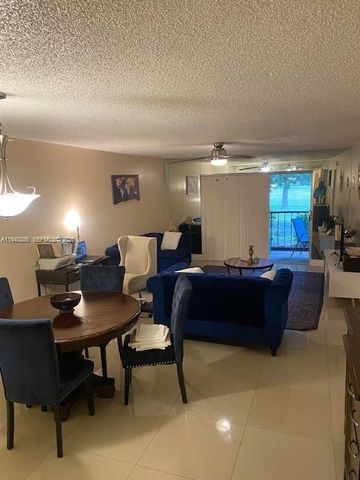 5860 NW 44th Street 102, Lauderhill, FL 33319