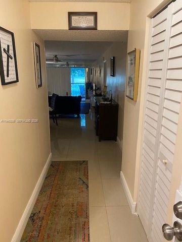 5860 NW 44th Street 102, Lauderhill, FL 33319