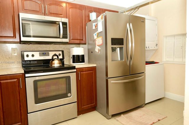 5860 NW 44th Street 102, Lauderhill, FL 33319