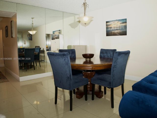 5860 NW 44th Street 102, Lauderhill, FL 33319