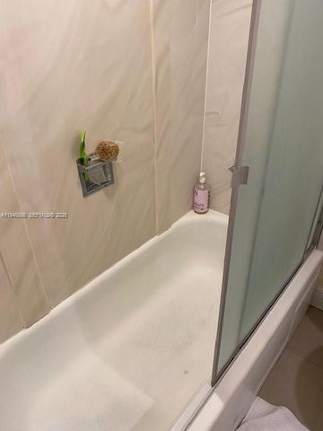 5860 NW 44th Street 102, Lauderhill, FL 33319