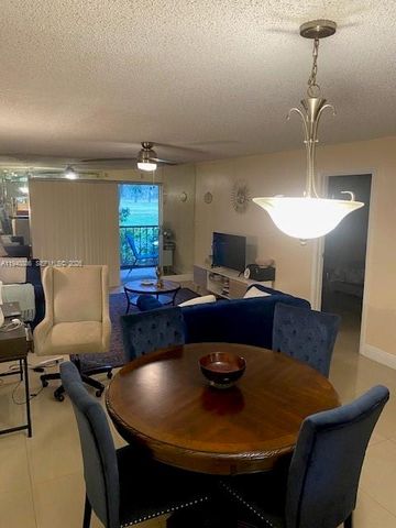 5860 NW 44th Street 102, Lauderhill, FL 33319