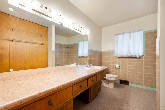 615 N Kylewood Drive, Muncie, IN 47304