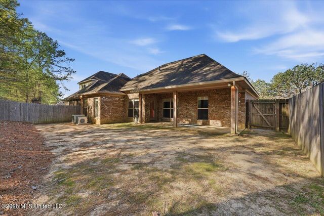 133 Meadowcreek Drive, Brandon, MS 39042