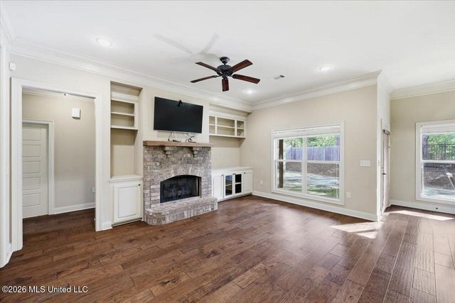 133 Meadowcreek Drive, Brandon, MS 39042